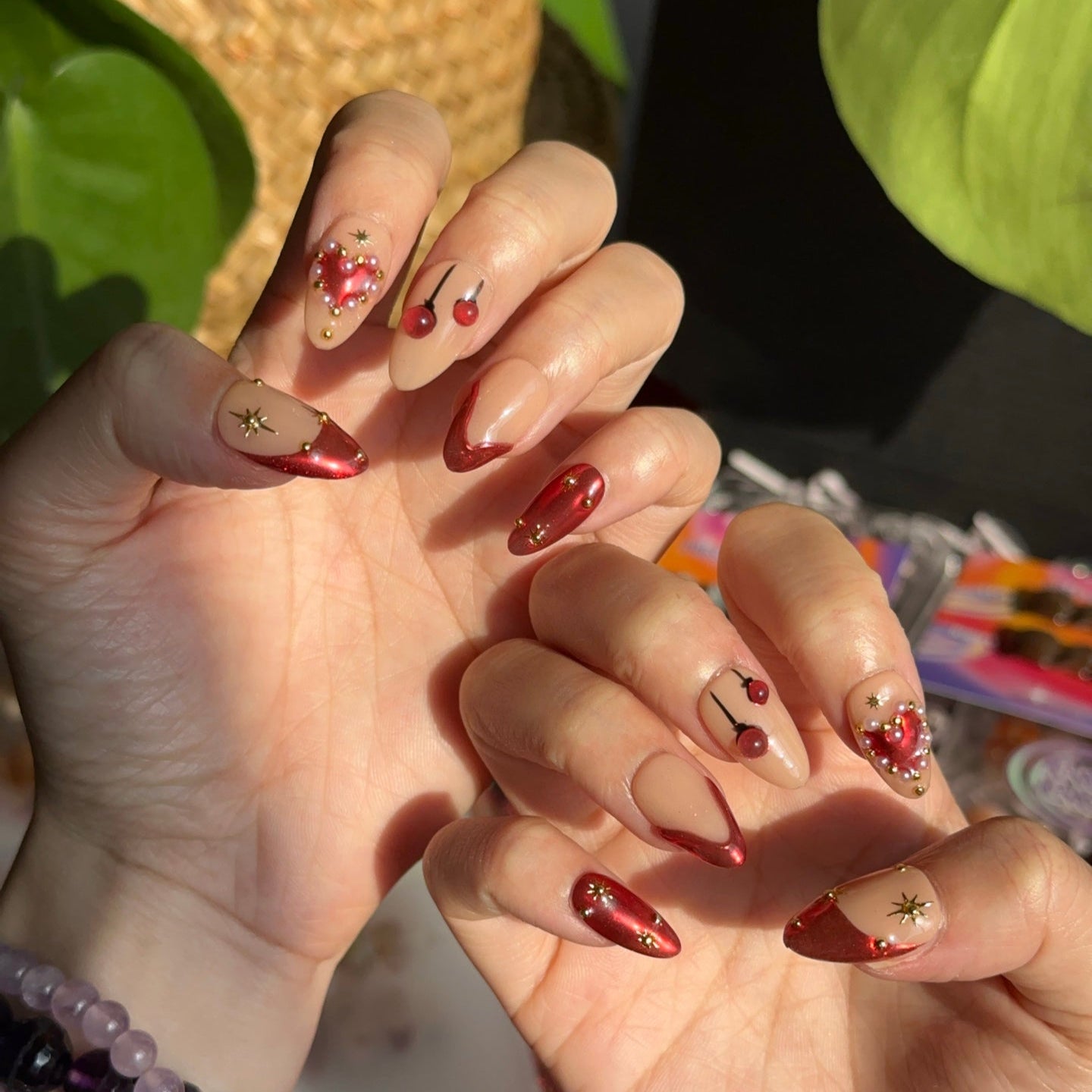 Crimson Charm -Illuminails