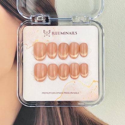 M19 French Glow Cat Eye