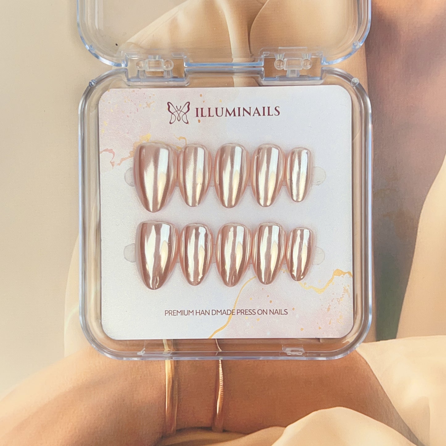 N31 Rosy Mirror Glaze