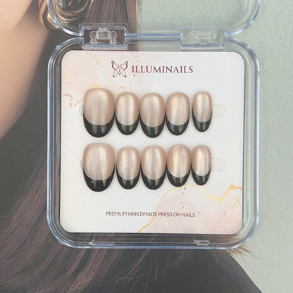 N39 Black French Cat Eye