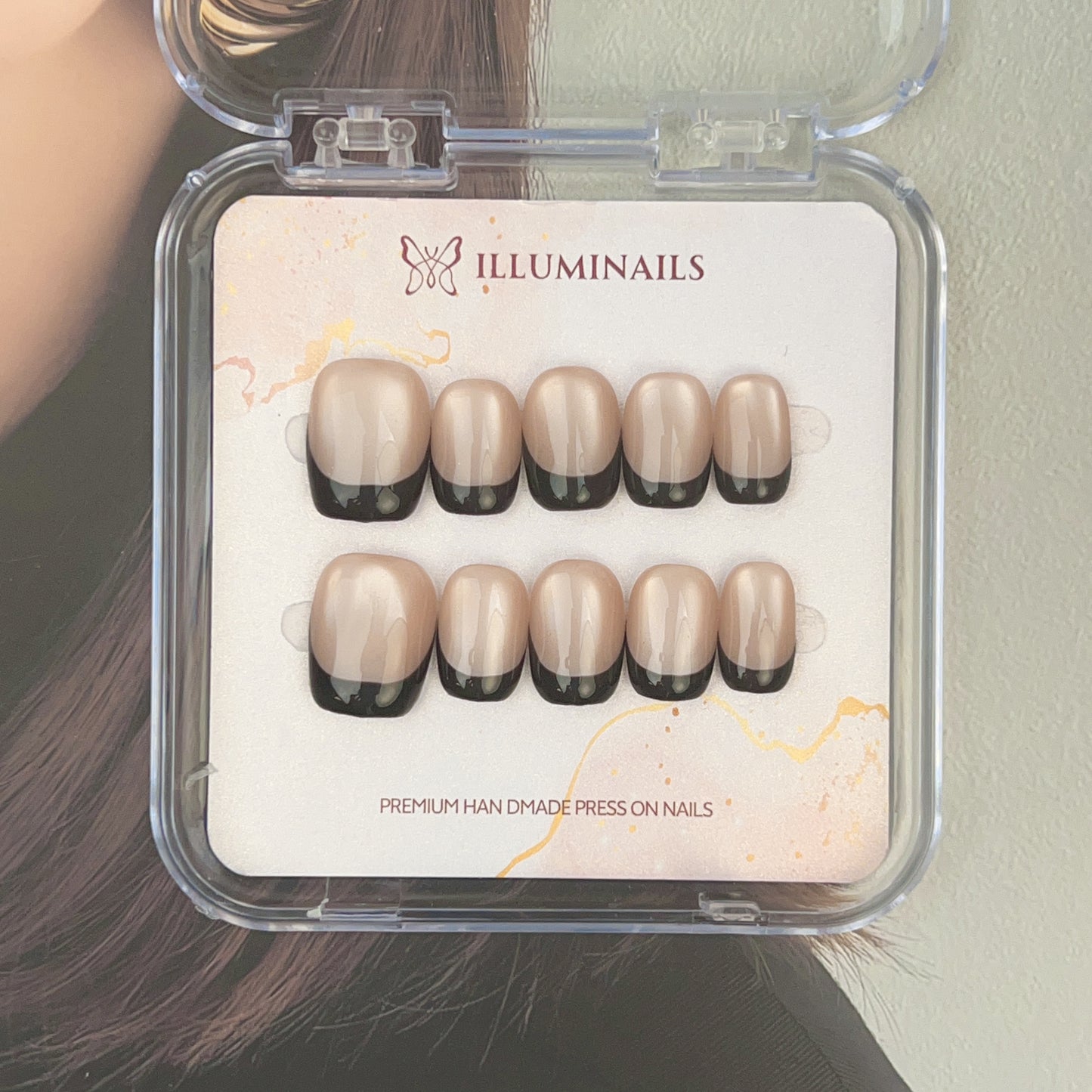 N39 Black French Cat Eye