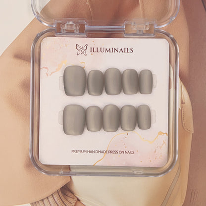 N59 Matte Cat Eye Collection