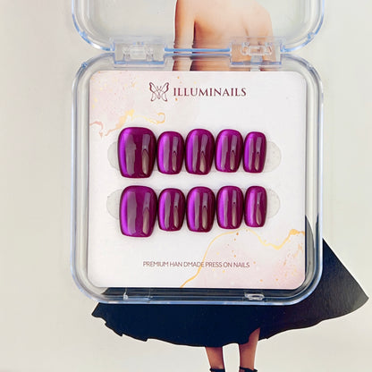 N38 Velvet Plum Cat Eye