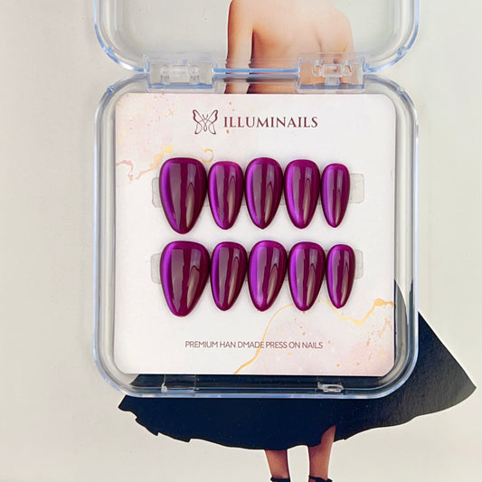 N38 Velvet Plum Cat Eye