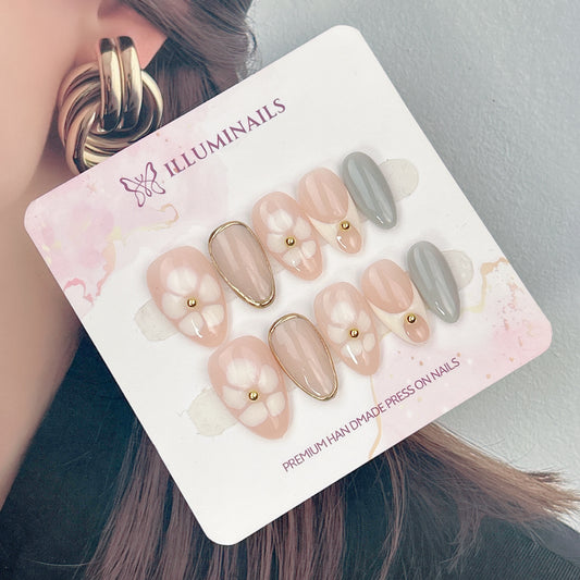 Blossom Mist press-on nails, main product view