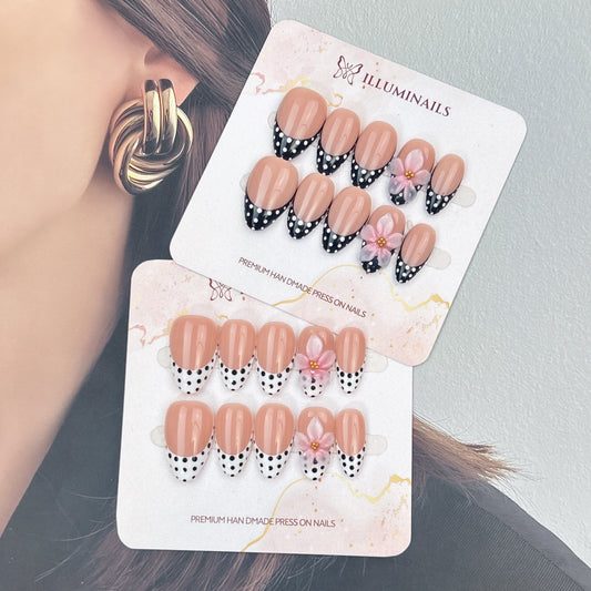 Polka Petal press-on nails, main product view