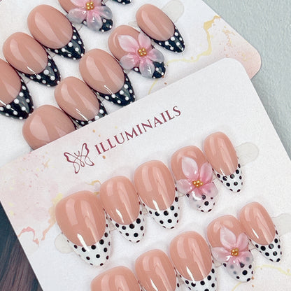 Polka Petal press-on nails, alternate product view 2