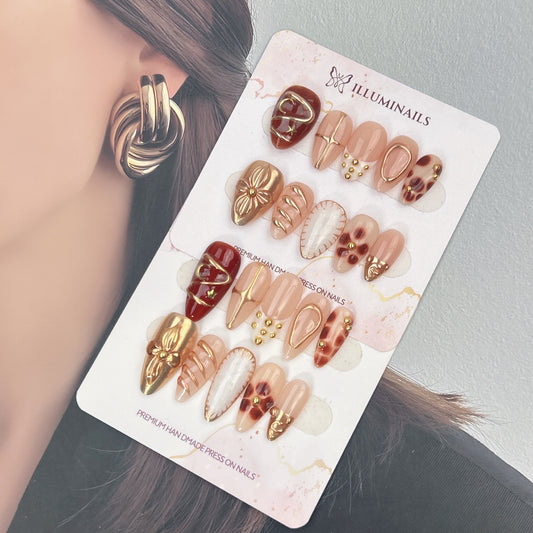 Golden Luxe press-on nails, main product view