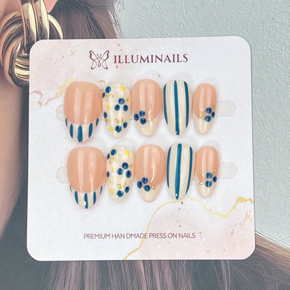 Blueberry Picnic press-on nails, alternate product view 2
