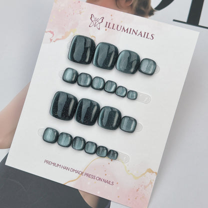 Forest Teal glitter cat-eye press-on toenails