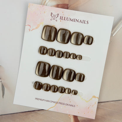 Deep Brown cat eye press-on toenails