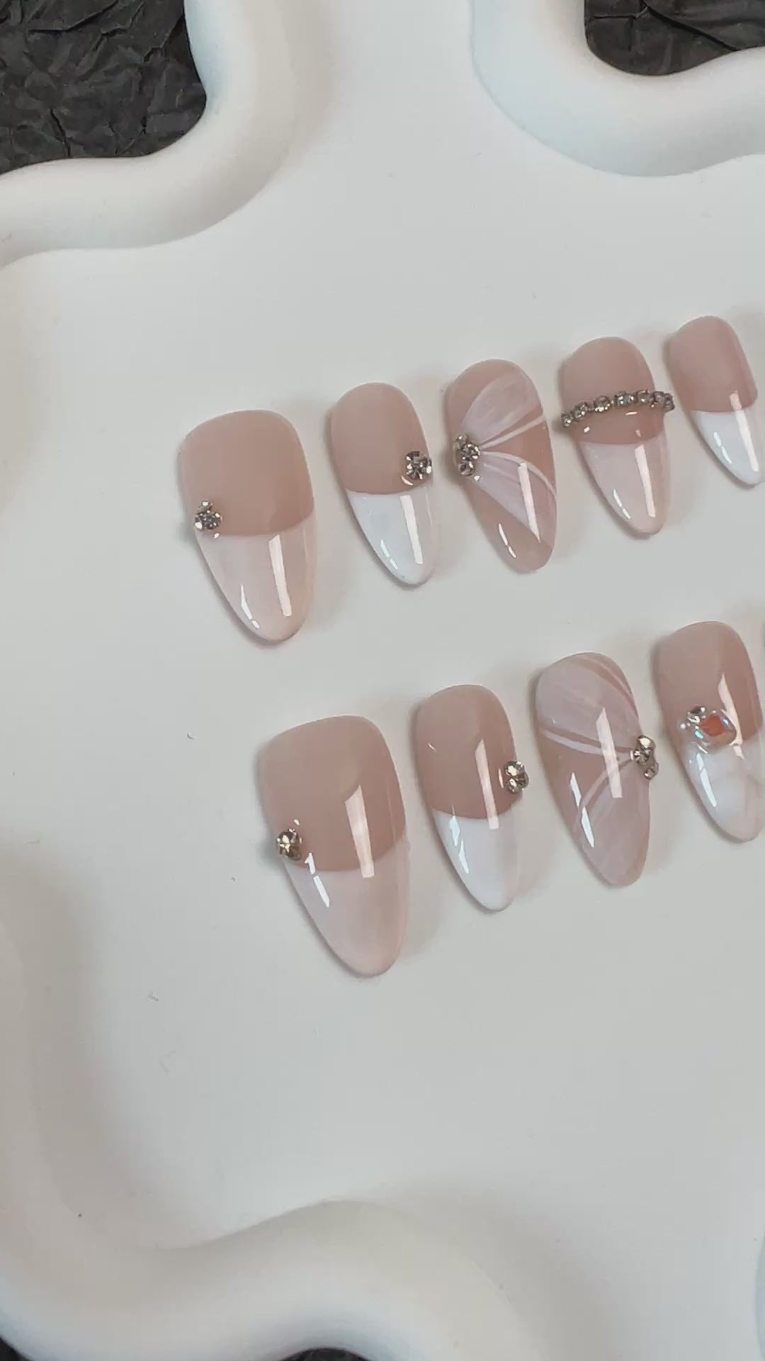 Pearl Elegance -Illuminails